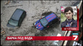 Вълна е завлякла хора на спирка във Варна Вълна е завлякла хора на спирка във Варна